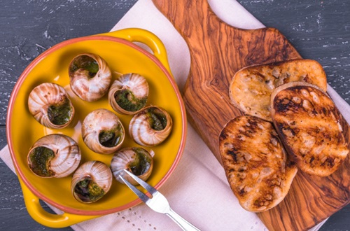 Travel Guide to Paris—A Beginners Guide To Enjoy The City-Escargots de Bourgogne